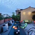 Milu Hotel 4*